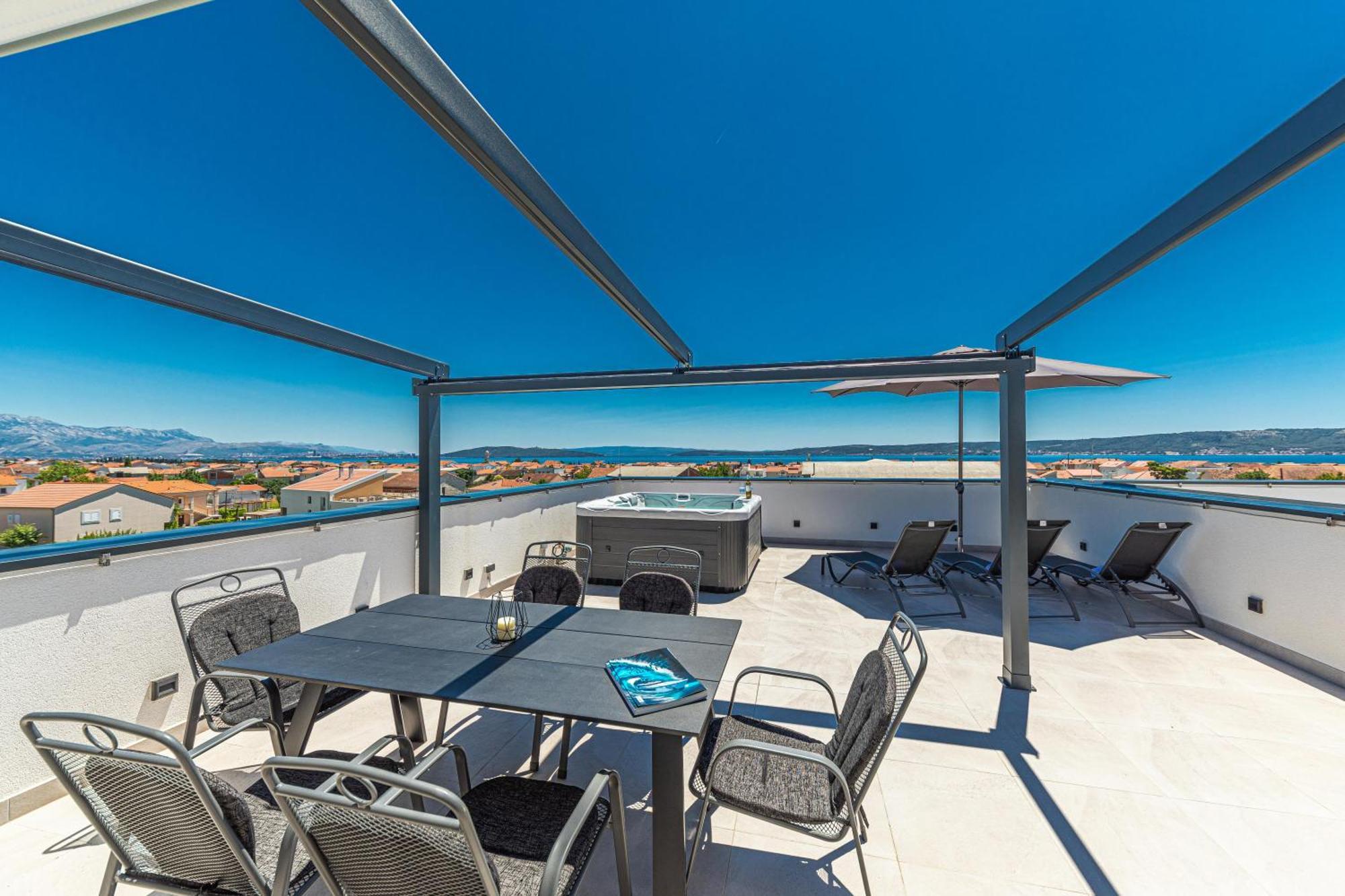 Rooftop New Castel 2023 Kastela Exterior photo