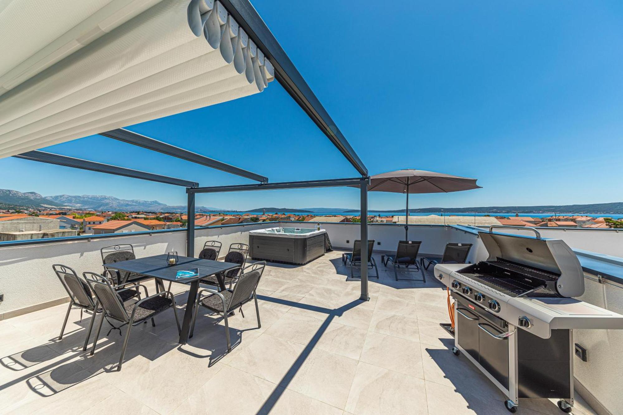 Rooftop New Castel 2023 Kastela Exterior photo